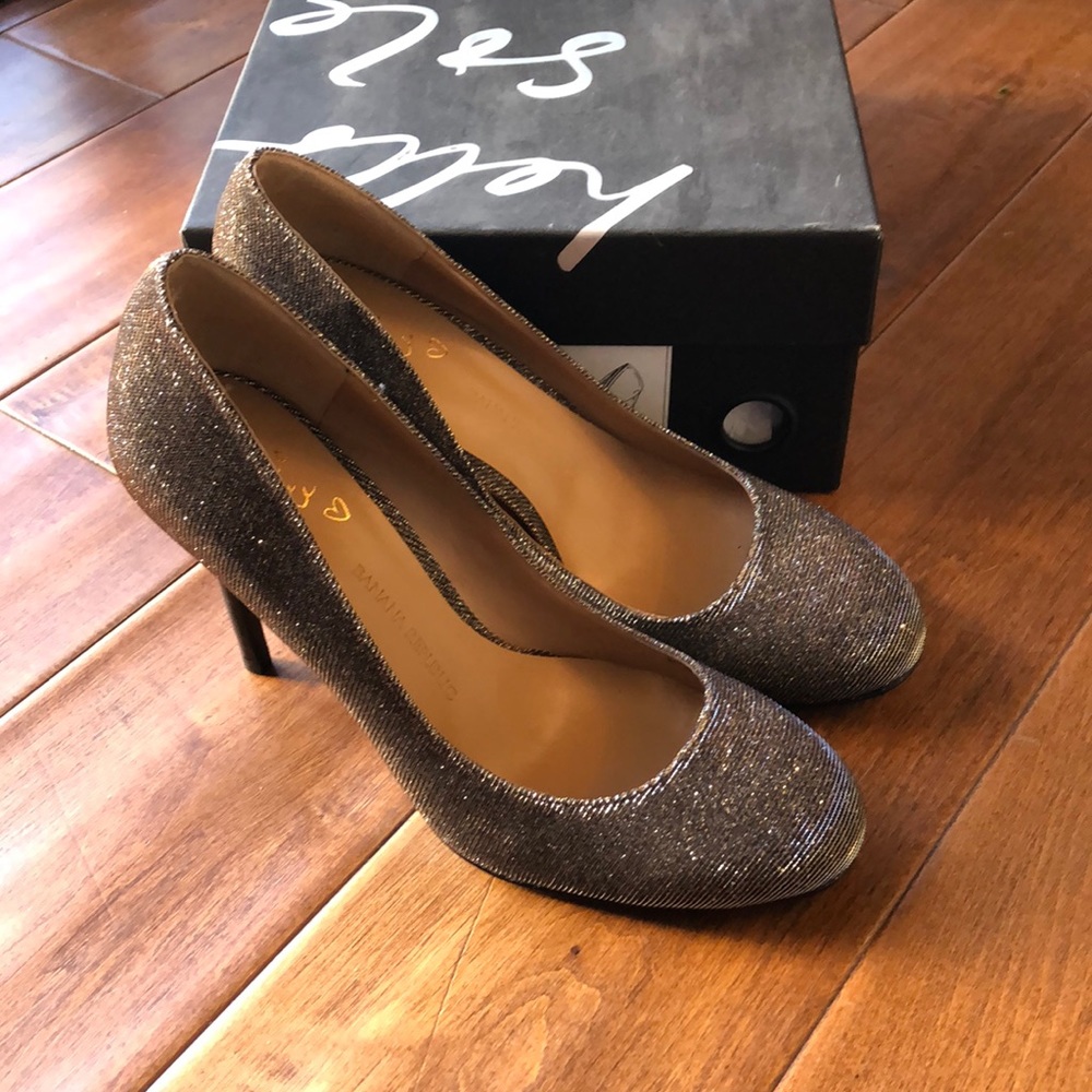 Banana Republic “Violet” Gold/Silver, NEW, 6.5 - Picture 2 of 7